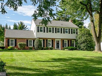 487 Winston Way