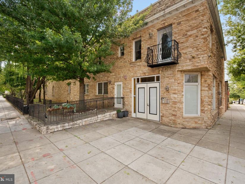 936 Madison Street NW 201, Washington DC 20011