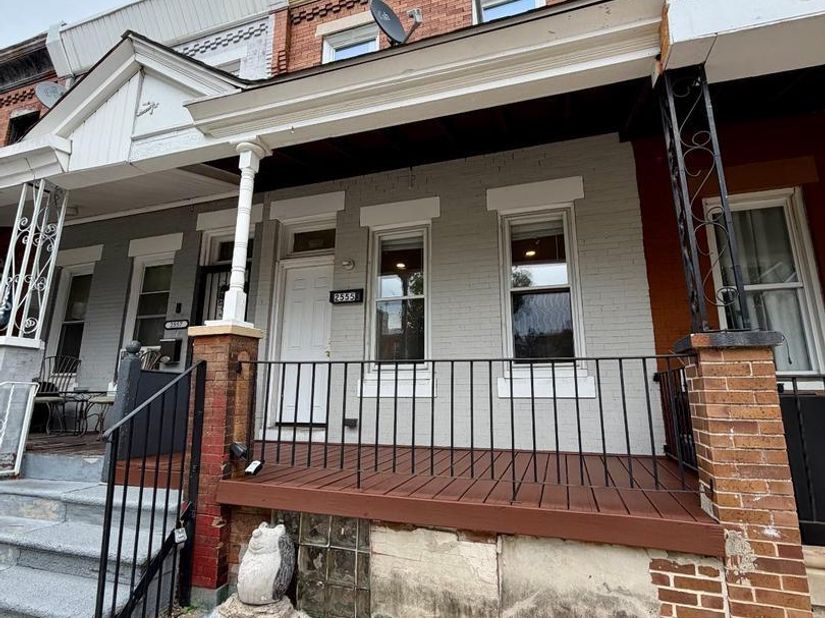 2555 N Hollywood Street, Philadelphia PA 19132
