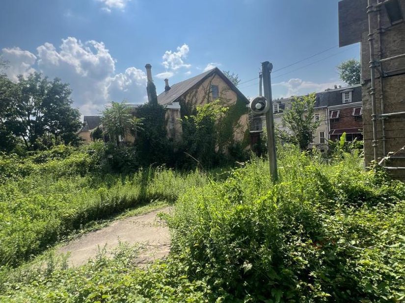 64-68 Wister Street E, Philadelphia PA 19144