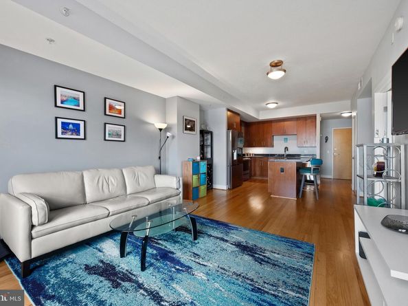 910 M Street NW 1006, Washington DC 20001