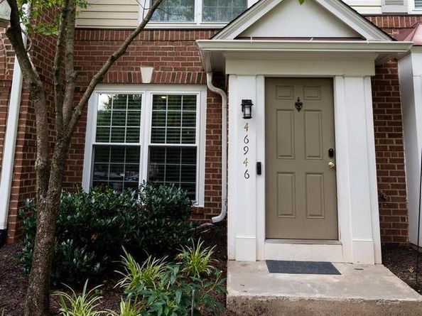 46946 Courtyard Square, Sterling VA 20164