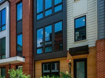 2609 Winchester Walk