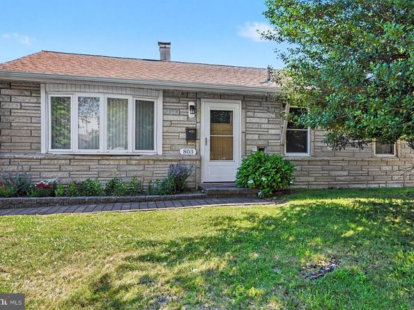 803 Hilary Avenue, Croydon PA 19021