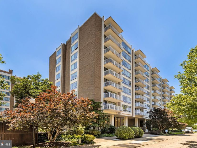 1425 4TH Street SW A315, Washington DC 20024