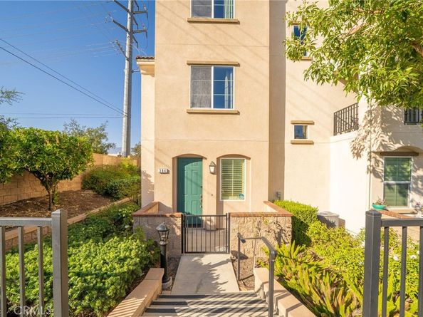 384 Ruby Red Lane, Upland CA 91786