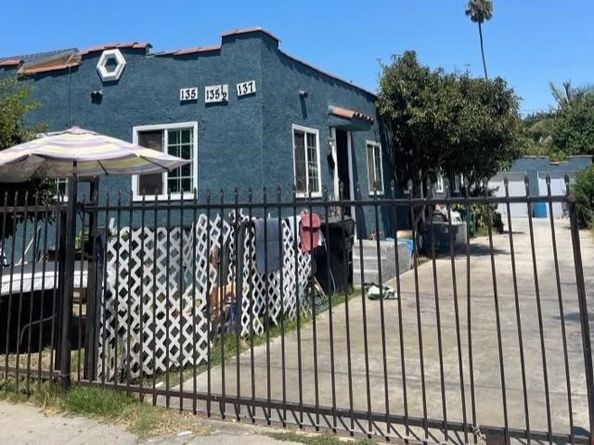 135 E 77th, Los Angeles CA 90003