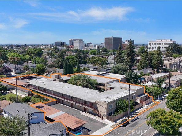 511 E Washington Avenue, Santa Ana CA 92701