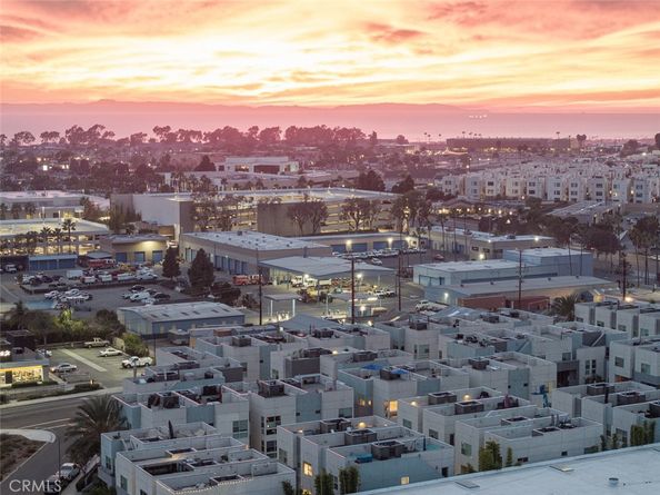 1532 Maxwell Way, Costa Mesa CA 92627