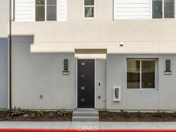 7256 Aura Circle, Huntington Beach CA 92647