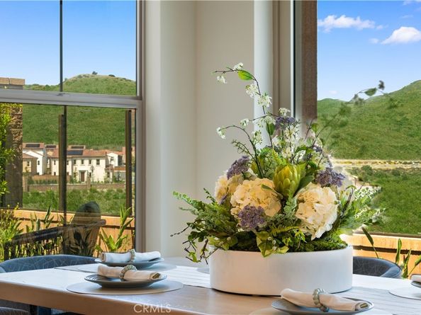 122 Mossvine, Irvine CA 92618