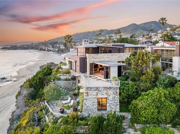 15 Camel Point Drive