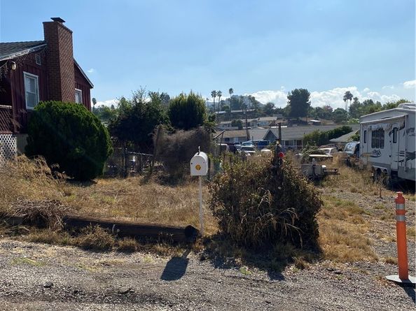 1772 Greenfield Court, El Cajon CA 92021