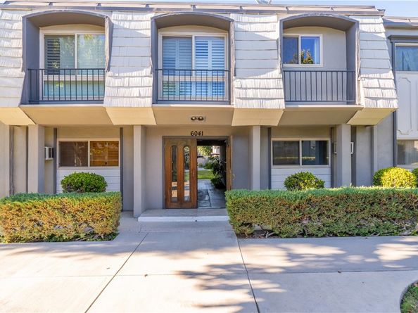 6041 Fountain Park Street 9, Woodland Hills CA 91367