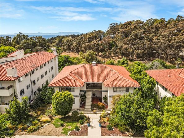 229 Palos Verdes Dr W, Palos Verdes Estates CA 90274