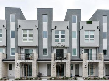 1414 S Urbana Street