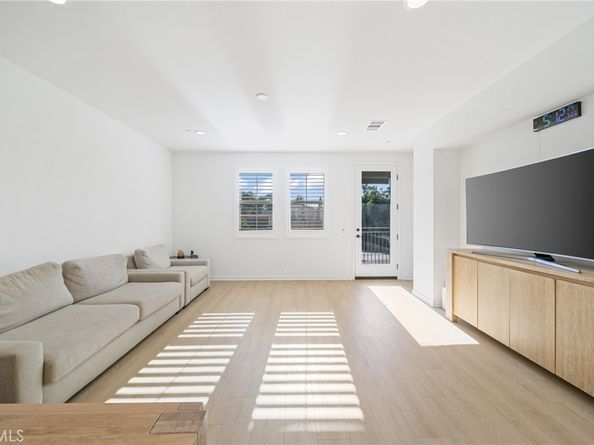 207 Colby Circle, Claremont CA 91711