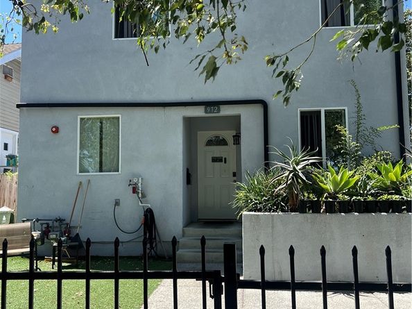 972 E 42nd Place, Los Angeles CA 90011