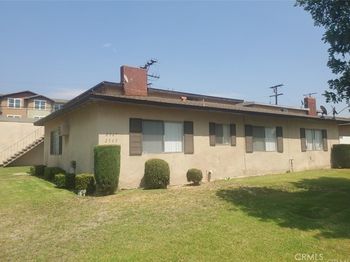 2567 Hayes Dr