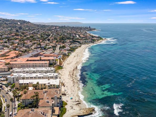 100 Coast Blvd Unit 302, La Jolla CA 92037