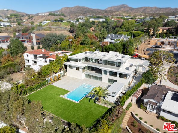 15920 Alcima Avenue, Pacific Palisades CA 90272