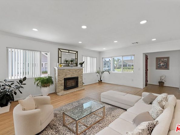 1430 N Dominion Avenue, Pasadena CA 91104