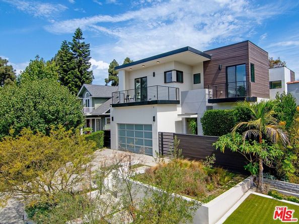 362 N Norton Avenue, Los Angeles CA 90004