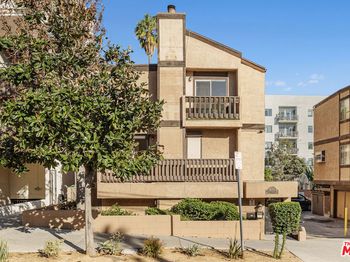 1628 N Formosa Avenue