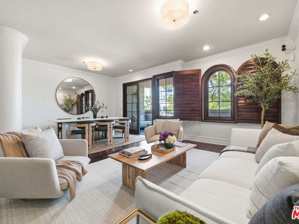 850 N Croft Avenue 202, Los Angeles CA 90069