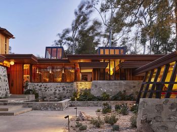 126 Summit Road