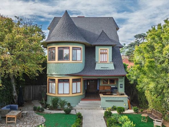 2325 Portland Street, Los Angeles CA 90007