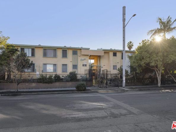 4906 August Street, Los Angeles CA 90008