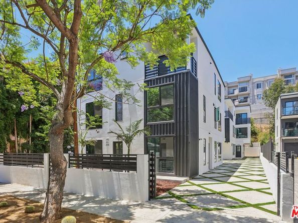 2113 Holly Drive, Los Angeles CA 90068