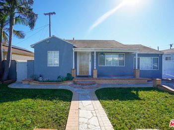 2614 Manhattan Beach Boulevard