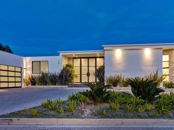 920 Linda Flora Drive