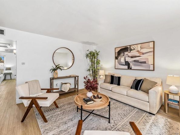 1030 Robinson Ave 215, San Diego CA 92103