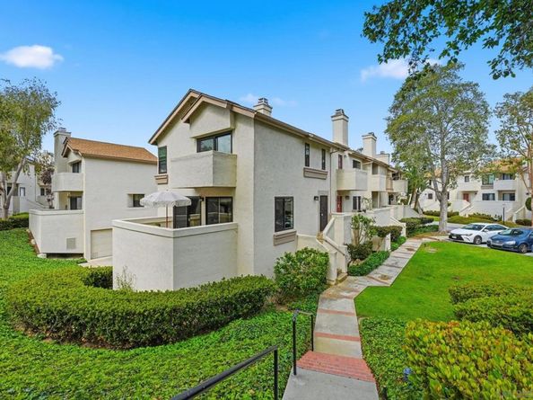 2746 Ariane 148, San Diego CA 92117