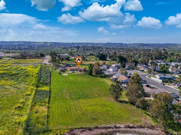 273 Stallion Dr, Oceanside CA 92057