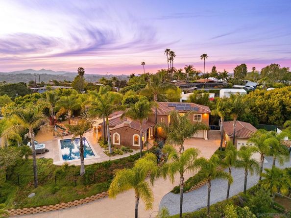 2624 Puebla Street, Escondido CA 92025