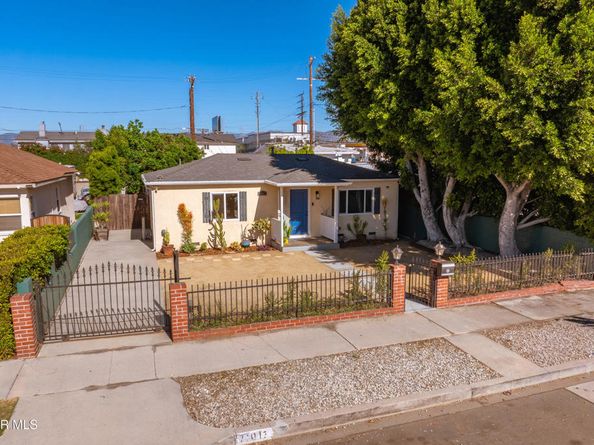11017 Tiara Street, North Hollywood CA 91601