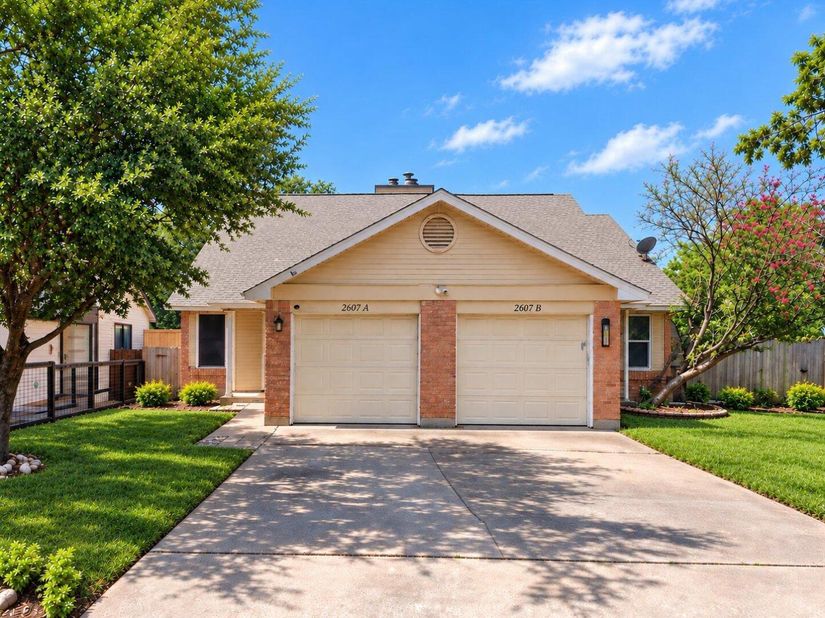 2607 Garrettson Dr A, Austin TX 78748