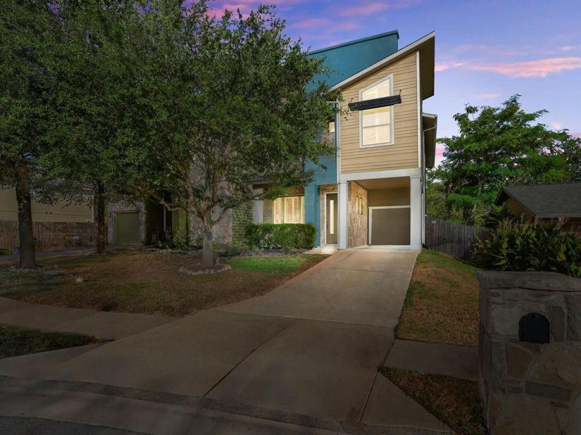 6712 Blarwood DR, Austin TX 78745