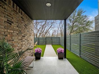 5002 Pecan Springs RD