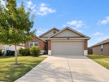 15017 Custis LN