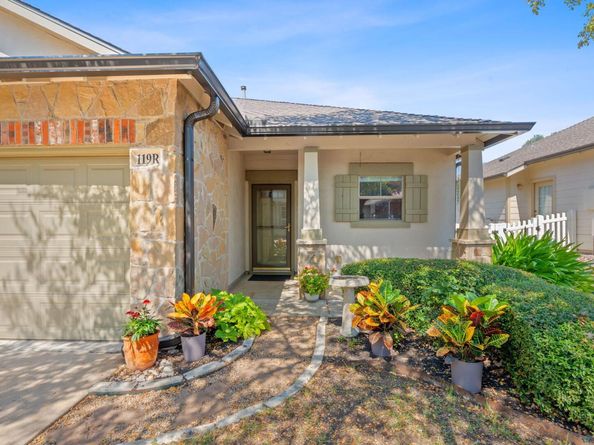 6801 Beckett RD 119R, Austin TX 78749