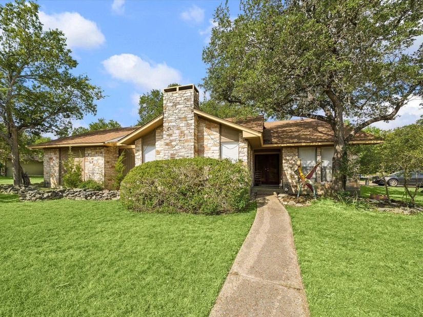 7115 Danwood DR, Austin TX 78759