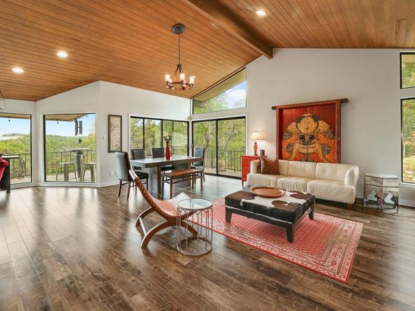 1500 Ridgecrest DR, Austin TX 78746