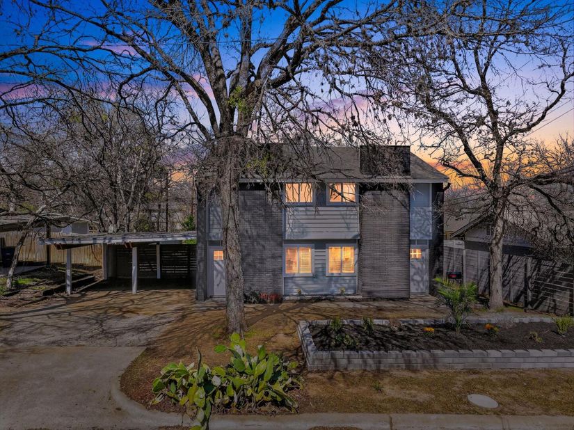 1402 Southport DR, Austin TX 78704
