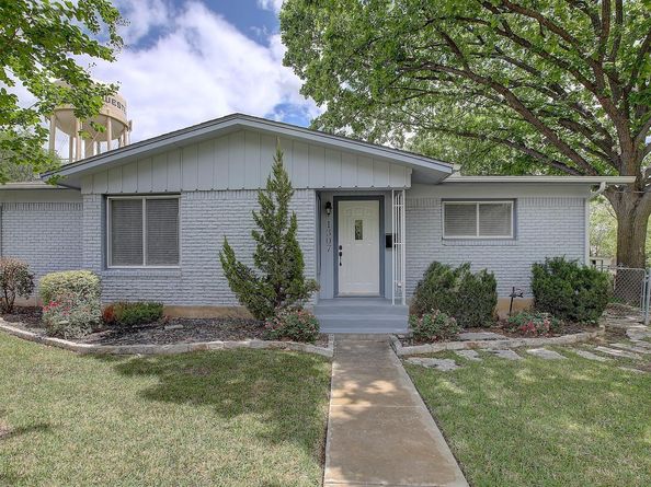 1307 Vine ST, Georgetown TX 78626
