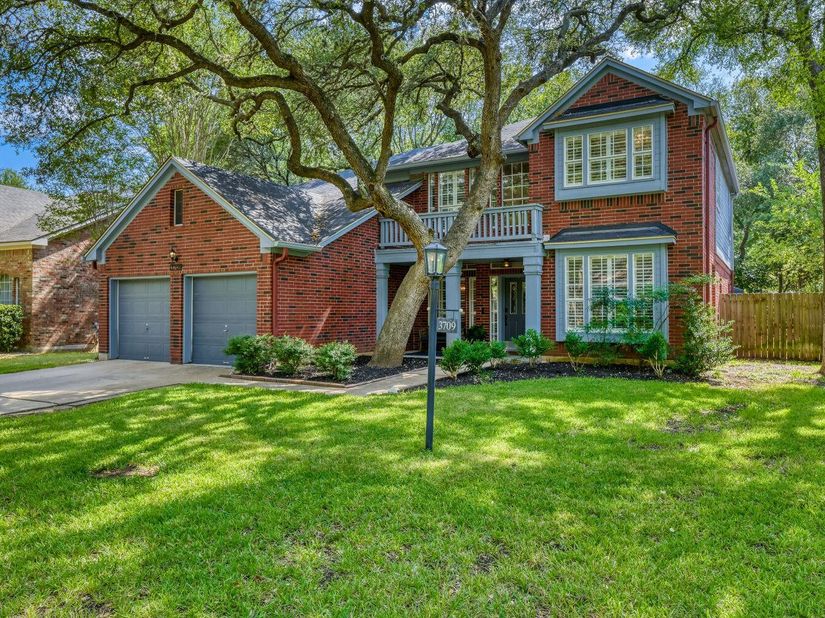 3709 Leadville DR, Austin TX 78749